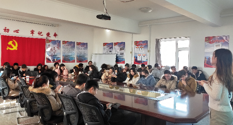 大连海洋大学学子到深蓝肽平岛基地参观学习